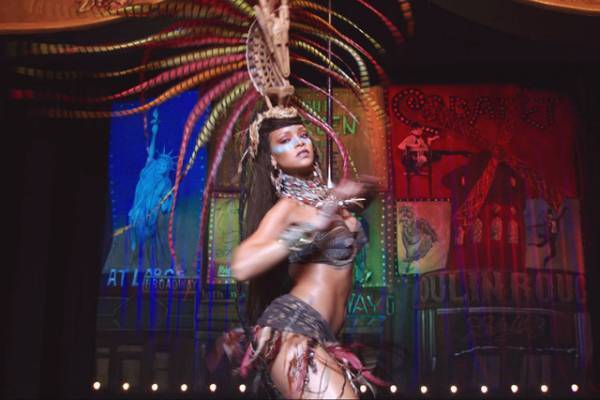 リアーナ、ナース＆メイド姿でセクシーダンス！主人公も釘付け!? 『ヴァレリアン』