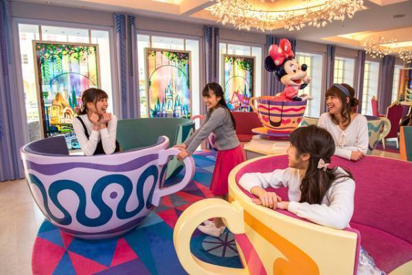 【ディズニー】友だちと“春キャン”でディズニーホテルデビュー！学生だけの限定プランをチェック