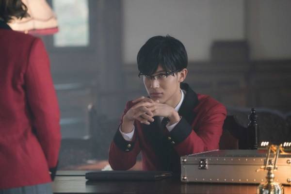 森川葵 VS 岡本夏美の“公式戦”！ 浜辺美波主演「賭ケグルイ」第4話