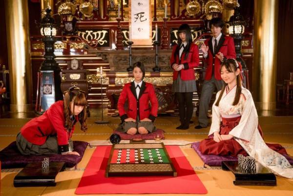 森川葵 VS 岡本夏美の“公式戦”！ 浜辺美波主演「賭ケグルイ」第4話