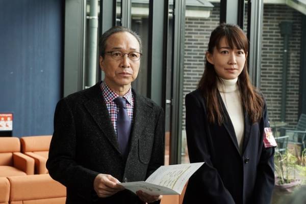 小日向文世、テレビ朝日のドラマ初主演！「欠点だらけの刑事」放送