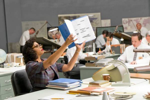 NASAを支えた“天才”、数式を見るたび冷や汗!? タラジ・P・ヘンソンが告白『ドリーム』