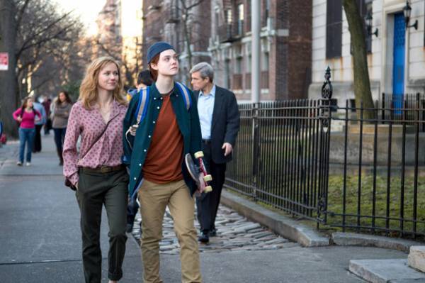 エル・ファニング、ナオミ・ワッツは「理想の母親」『アバウト・レイ』