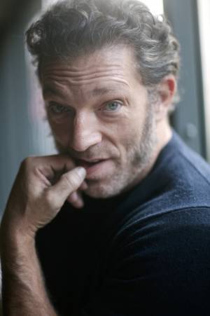 フランスのイケオジ、ヴァンサン・カッセルが渾身の役作り！南国に惹かれた画家ゴーギャンに