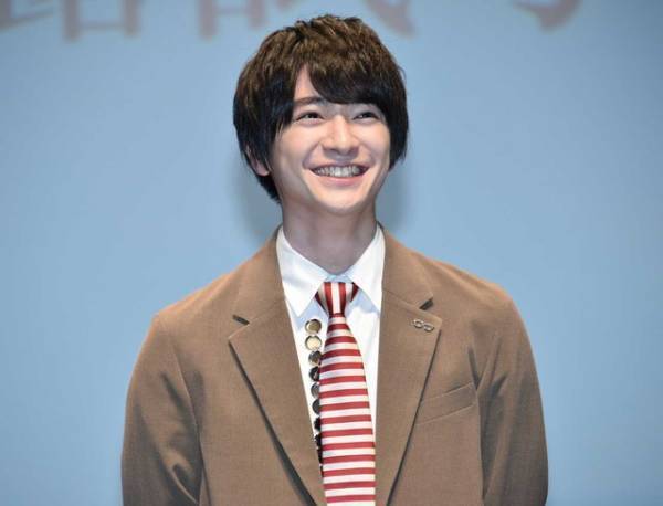 小松菜奈、知念侑李＆中川大志は「目線がイチャイチャしてた」と暴露