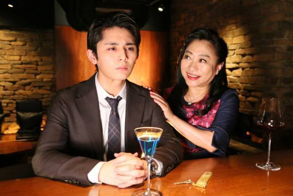 山田涼介＆山村紅葉が濃厚ホテルデート!?「胸がキュンとなりました」 「もみ消して冬」6話