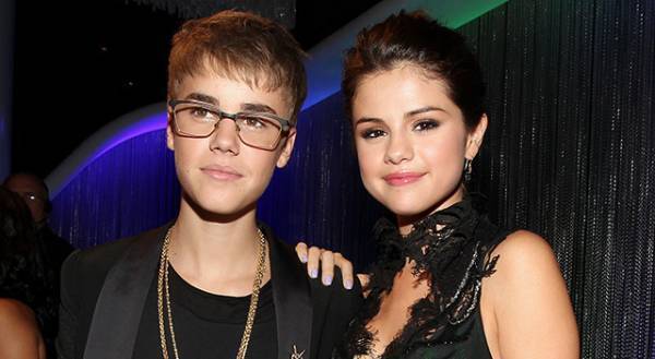 セレーナ・ゴメス＆ジャスティン・ビーバー、バレンタインに教会デート