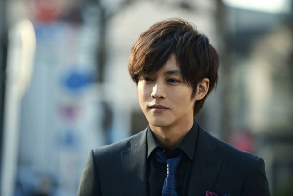 “娼夫”松坂桃李を求める「今すぐしたいな…」『娼年』女性キャスト解禁