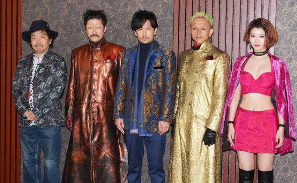 稲垣吾郎、きわどいシャワーシーンに挑戦？ “園組”強烈なビジュアルで集結