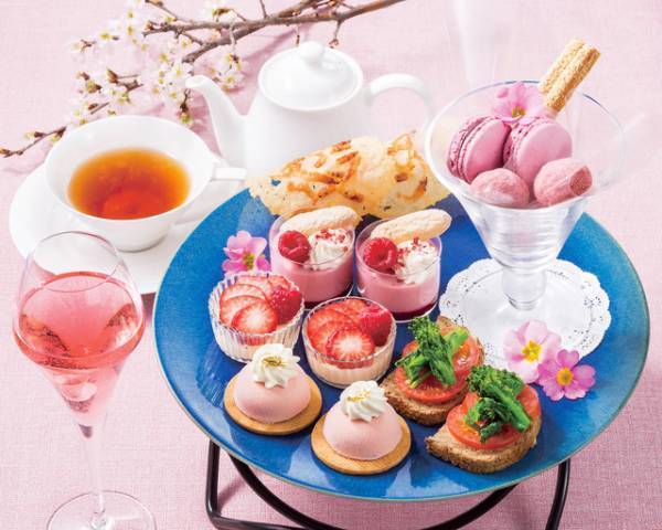 桜や苺を使った、ピンクづくしの春限定ティーセット「ヨックモック」