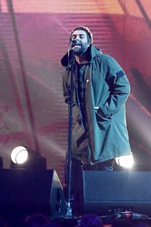 アリアナ・グランデ、ブリットアワードでの追悼ライブをキャンセル