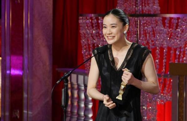 【第41回日本アカデミー賞】蒼井優、最優秀主演女優賞を受賞！涙で訴え「映画界、本当に好きなんです」