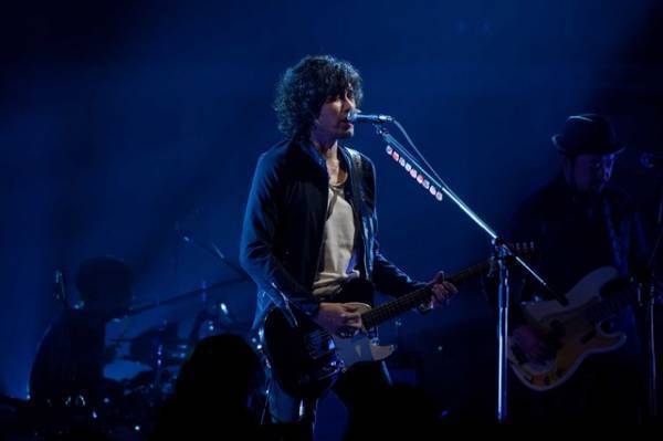 デビュー25周年、斉藤和義の魅力を鶴瓶＆リリー・フランキーが語る「SONGS」