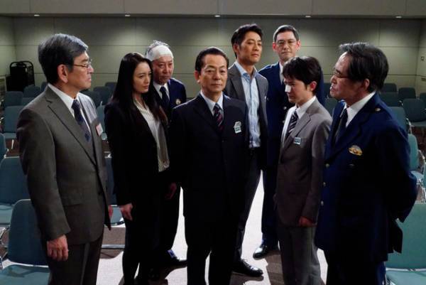 水谷豊「相棒16」最終回！容疑者は“警察関係者6人”!?