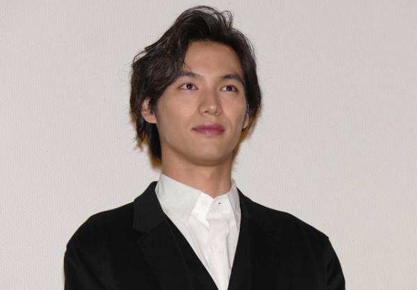 福士蒼汰、中山優馬＆古川雄輝らとキレキレダンスを披露！「めちゃくちゃ緊張」