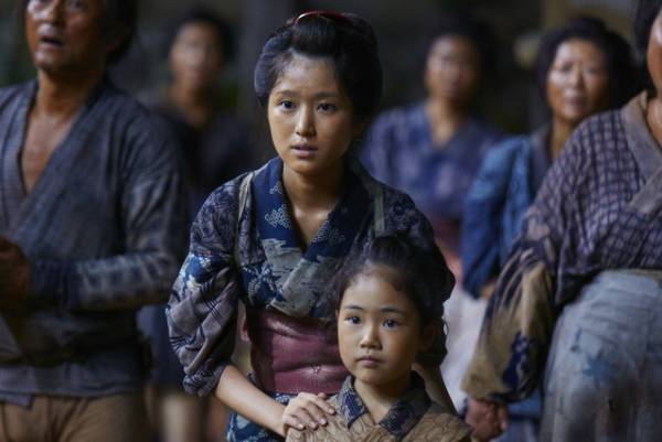 “東宝シンデレラ”福本莉子、斎藤工に恋心…『のみとり侍』で映画デビュー