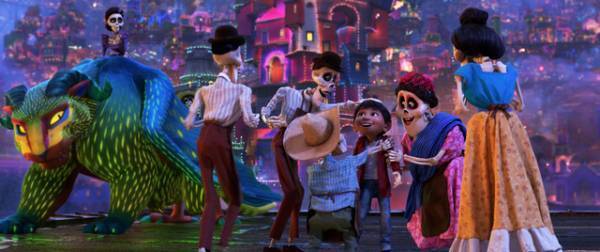 【死者の国のアレブリヘ・ペピータ編】『リメンバー・ミー』に登場する“ちょっと変わった”キャラの誕生秘話