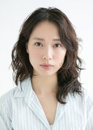 戸田恵梨香、世界も認める“美しさ＆強さ”！お仕事ドラマに新風を吹き込む!?