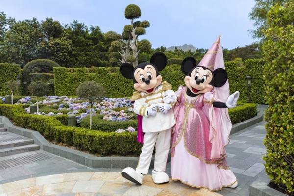 【香港ディズニー】王子ミッキーと特別グリも！6日間限定「ディズニー・スター・パス」開催