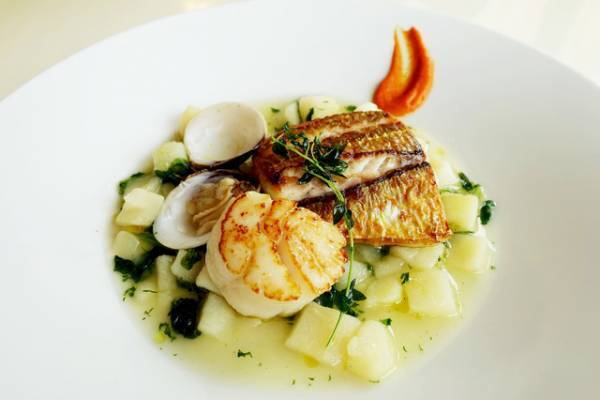 【ディズニー】パークだけじゃない！優雅なイースターは春のミラコスタ限定メニューで