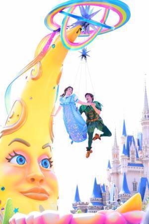 【ディズニー】新パレード「ドリーミング・アップ！」誕生！史上最大のアニバーサリーイベント、盛大に開幕
