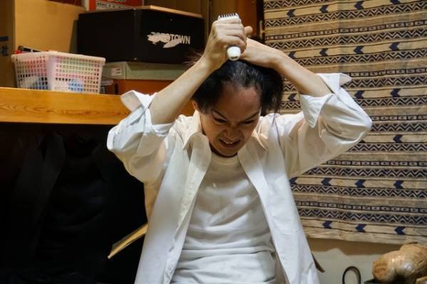 池松壮亮がバリカンで自ら頭を…！「宮本から君へ」第8話の衝撃シーンが先行公開