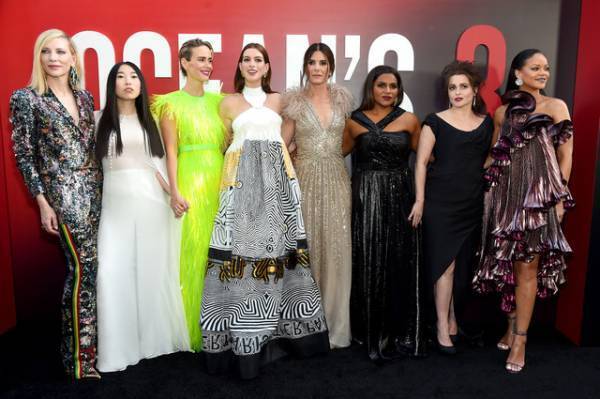 サンドラ・ブロック＆アン・ハサウェイら『オーシャンズ8』NYワールドプレミアに集結