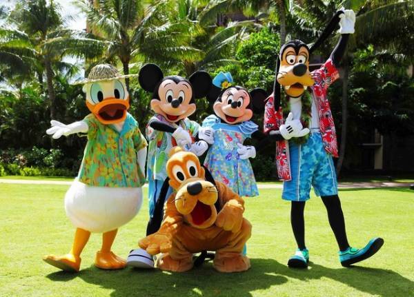 【海外ディズニー】今度はアウラニにダッフィーの新たなお友だち！公式ツイッターに一枚の写真