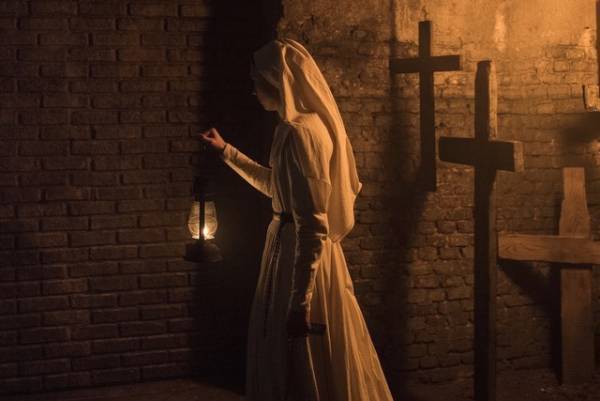 『死霊館』シリーズ最新作は修道院が舞台！最恐の特報映像も到着