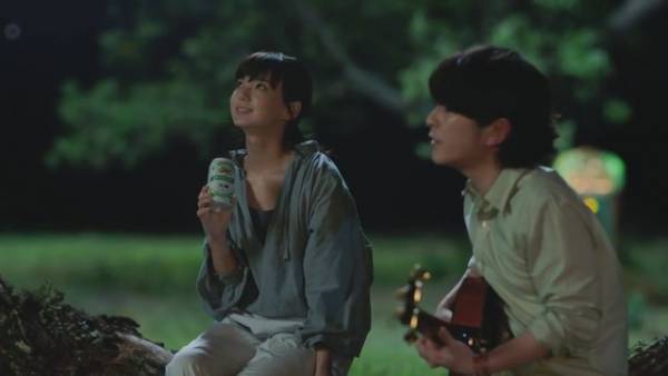 多部未華子×Fukase、CM第2弾は「スターライトパレード」アコースティックver.