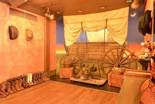 【ディズニー】ウエスタン衣装の記念撮影が終了！新サービスは不明