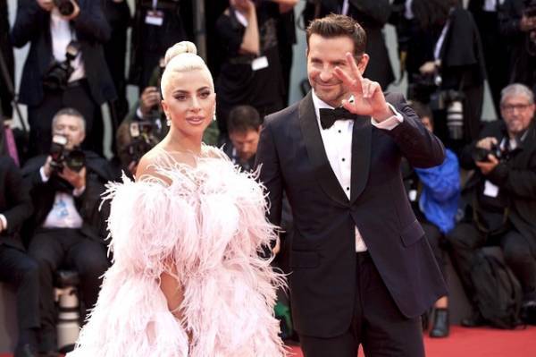 “女優”レディー・ガガに絶賛の嵐！ヴェネチア映画祭に“監督”B・クーパーと登場