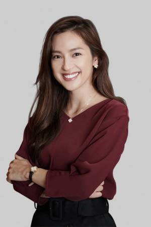 中村アン、“初共演”織田裕二の秘書役に「SUITS」