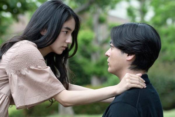 山田孝之の“衝撃”キスシーンに視聴者も困惑!?…「dele」第7話