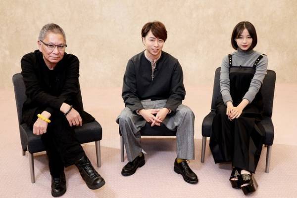 櫻井翔、人がいると「緊張しちゃう」に広瀬すずからツッコミ！『ラプラスの魔女』リリース決定