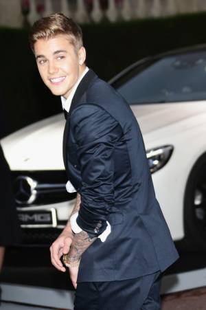 新婚のジャスティン・ビーバー、家賃1000万円超えの愛の巣を契約