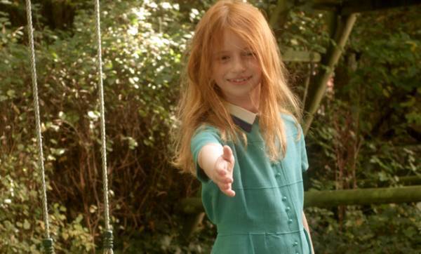 「観客の目線」を主人公と同化する…『エンジェル、見えない恋人』インタビュー映像