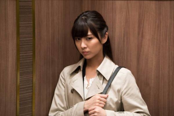 石川恋、まさかの“枯れ専”にタイムラインが大嵐状態…「黄昏流星群」第4話