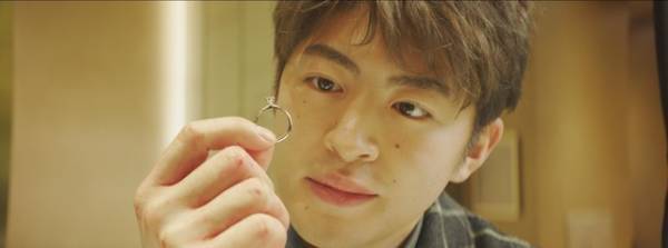 佐野玲於が松本穂香にプロポーズするまで…川村元気が手掛けるショートフィルム第2弾