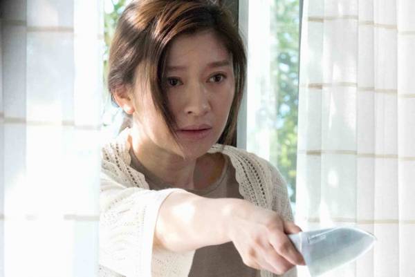 篠原涼子「鬼気迫る演技」 我が子への愛が狂気になる…『人魚の眠る家』