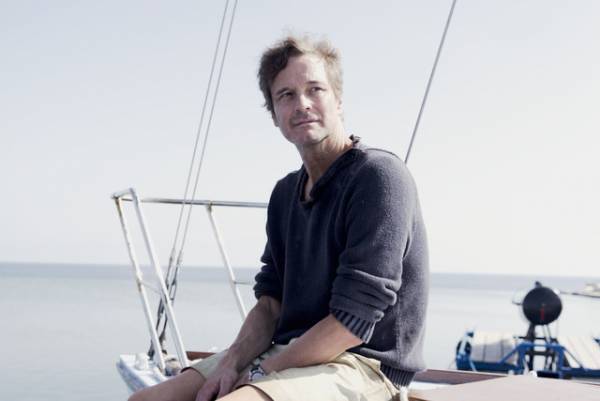 コリン・ファース、英国俳優の頂点に君臨する“最強紳士”の新境地『喜望峰の風に乗せて』