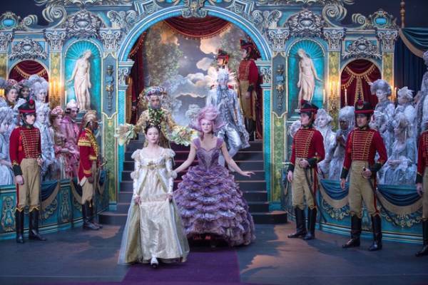 新たなクリスマス映画の誕生！『くるみ割り人形と秘密の王国』世界観の魅力