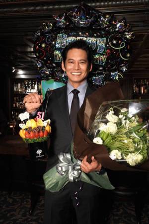 織田裕二、誕生日に「SUITS」オールアップ！「良いチームだったなぁ」