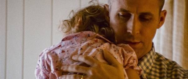 ライアン・ゴズリング演じる宇宙飛行士の心の傷とは…『ファースト・マン』本編映像