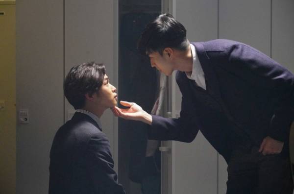 松田翔太が千葉雄大を“顎クイ”視聴者「神BL」の声…「家売るオンナの逆襲」第2話