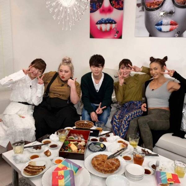 菅田将暉、“直美女子会”にサプライズ登場！「今夜くらべてみました」