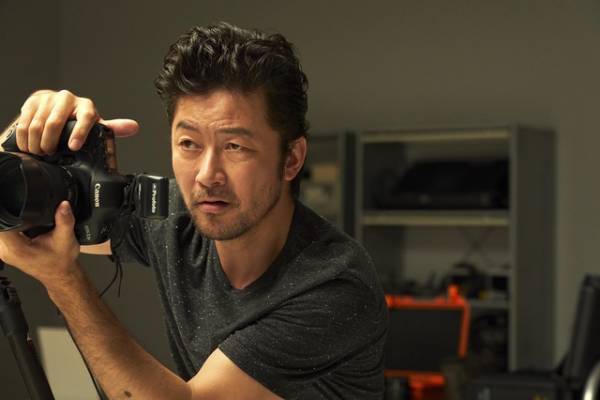 浅野忠信、圧倒的存在感で場の空気が一変『チワワちゃん』本編映像