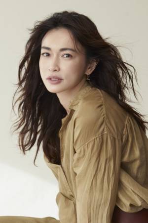 長谷川京子、人気海ドラ「ミストレス」のリメイクに主演！「感情移入してもらえたら」