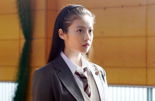 今田美桜に「泣きの演技が上手い」の声、衝撃真相に驚愕も…「3年A組」5話