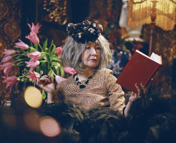 YOU、特殊メイクで老淑女に変身！ “恋多き人生”を懐かしみ衝撃告白!?